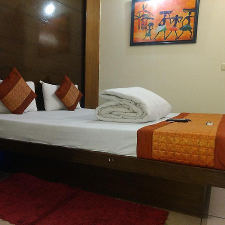 Hotel Sun Village Near New Delhi Railway Station Ngoại thất bức ảnh