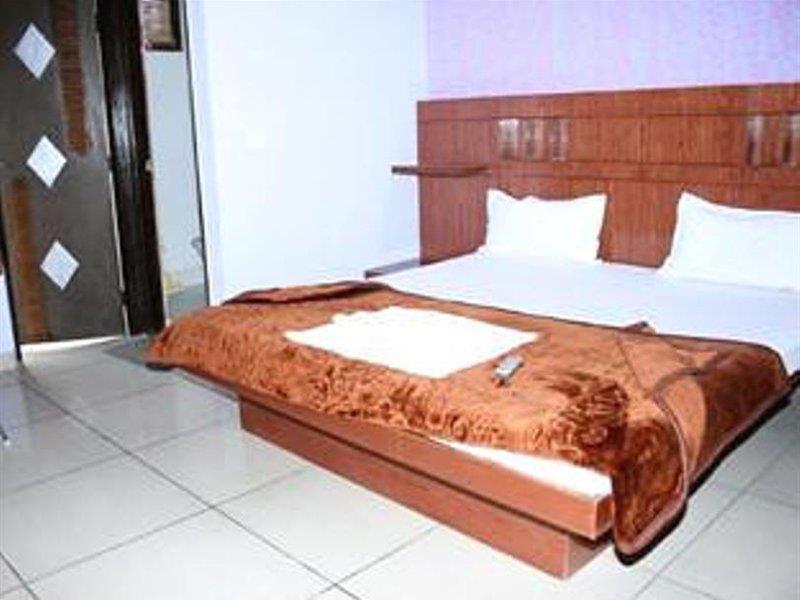 Hotel Sun Village Near New Delhi Railway Station Ngoại thất bức ảnh