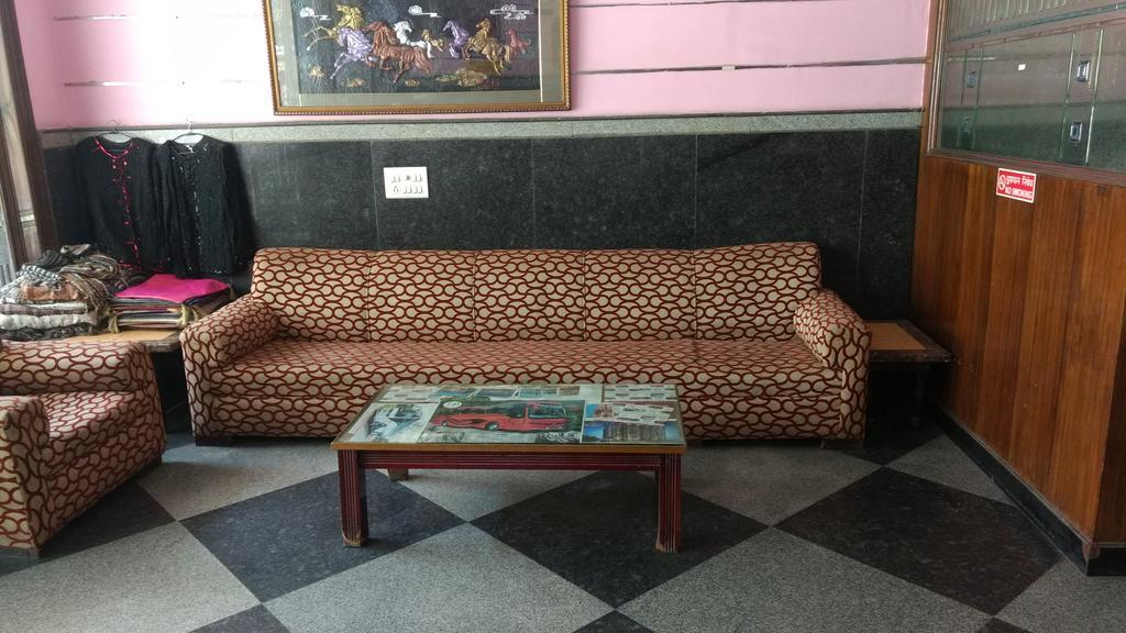 Hotel Sun Village Near New Delhi Railway Station Ngoại thất bức ảnh