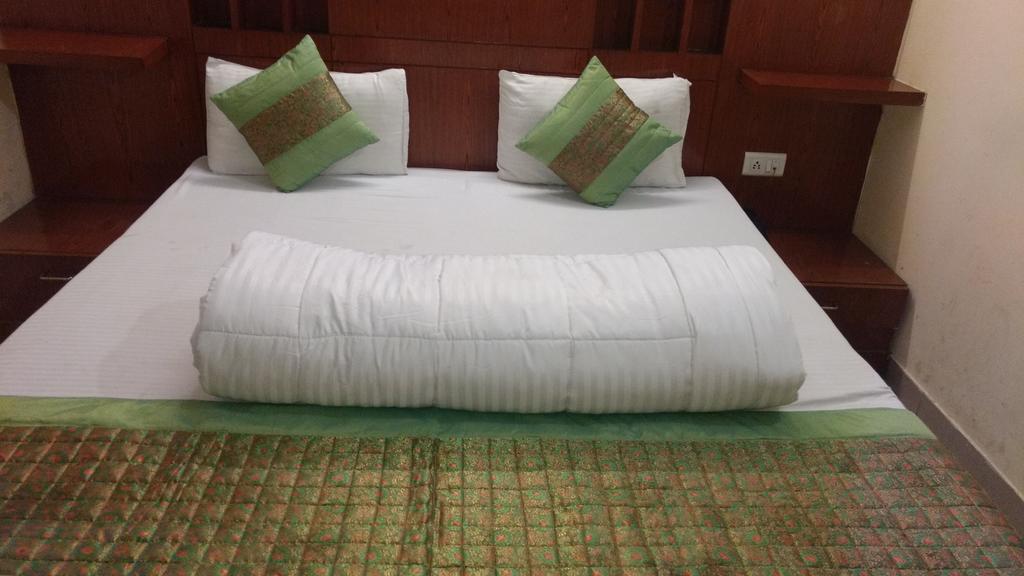 Hotel Sun Village Near New Delhi Railway Station Ngoại thất bức ảnh
