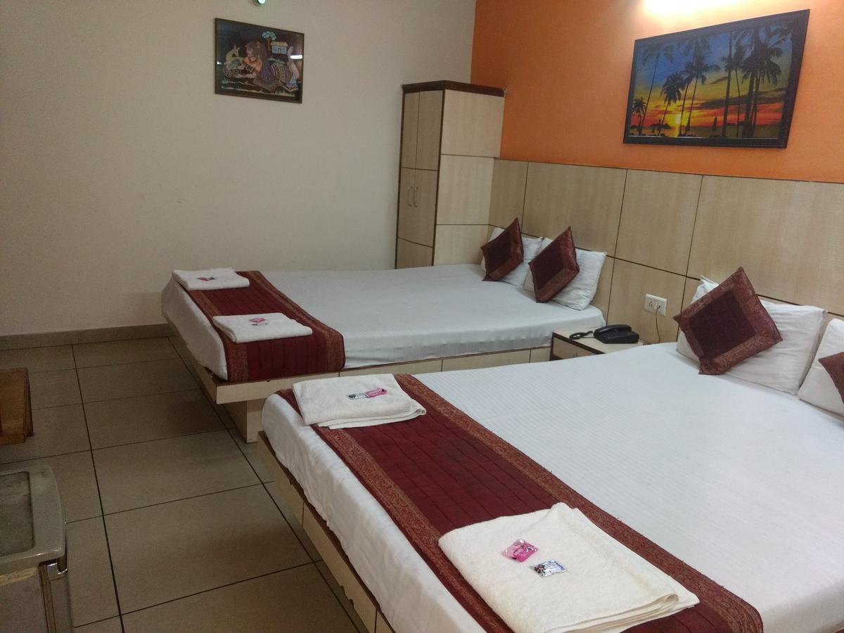Hotel Sun Village Near New Delhi Railway Station Ngoại thất bức ảnh