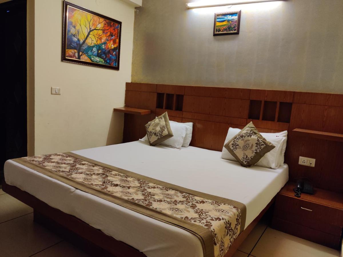 Hotel Sun Village Near New Delhi Railway Station Ngoại thất bức ảnh