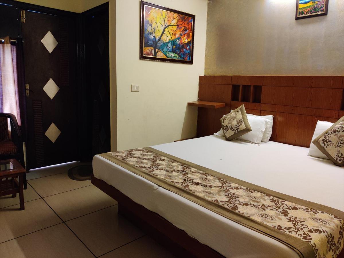 Hotel Sun Village Near New Delhi Railway Station Ngoại thất bức ảnh