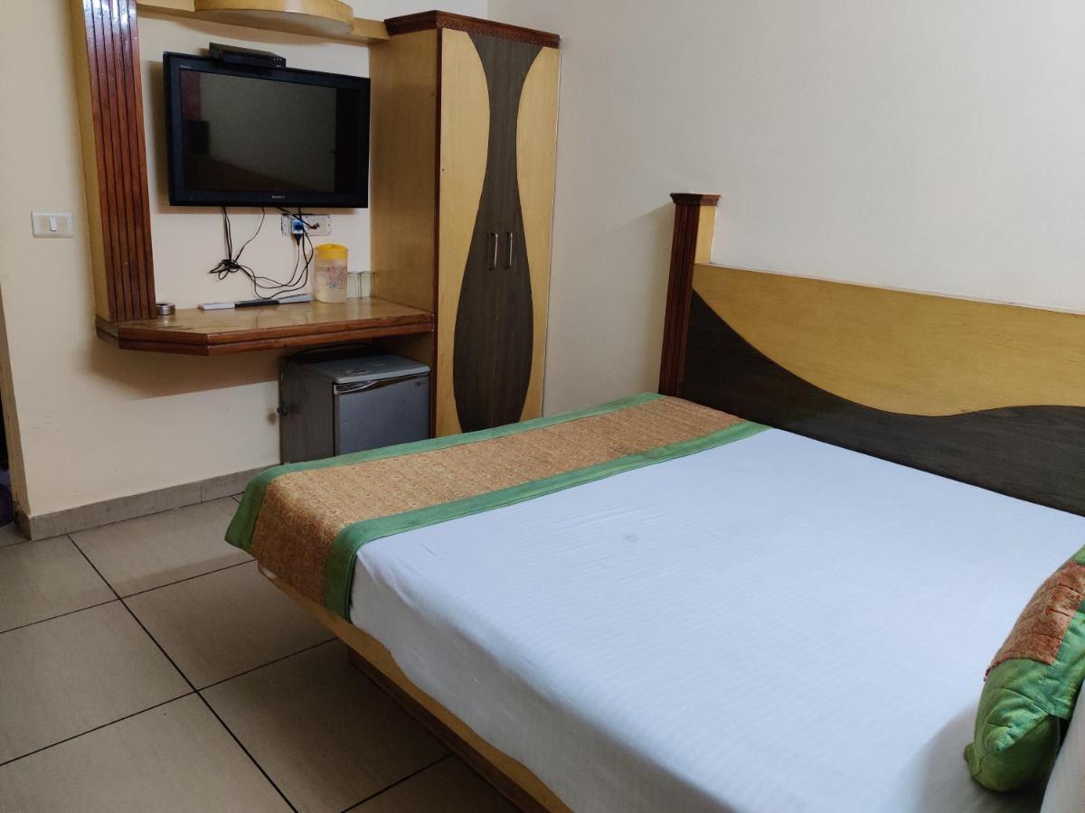 Hotel Sun Village Near New Delhi Railway Station Ngoại thất bức ảnh